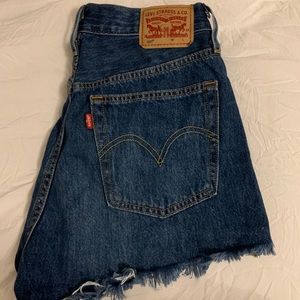 Brand new Levi shorts!!!!